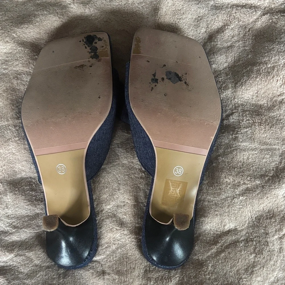 1 3/4” Dark Navy Mules w/ Bow Detail 
US Size 7.5   EU Size 38 - Picture 6 of 7